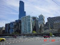 Melbourne does however have the tallest building in the Southern Hemisphere.  On the 55th. floor there is an observation deck.  Not as tall as Chicago's Sears Tower.  